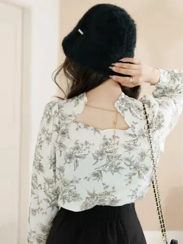 LIP SERVICE LS 체인 2WAY 블라우스