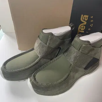 미사용 새상품 Teva peralta chukka 9 27cn