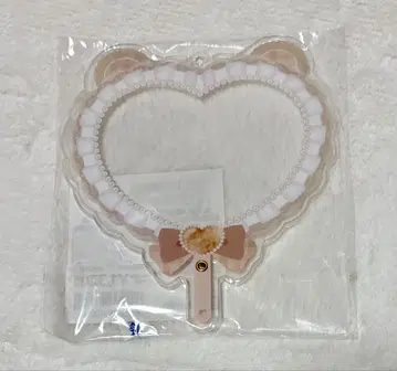 피크리아 아크릴 프레임 하트 부채 시나몬 티 베어