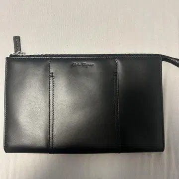 페라가모 ferragamo 가죽 클러치백 블랙
