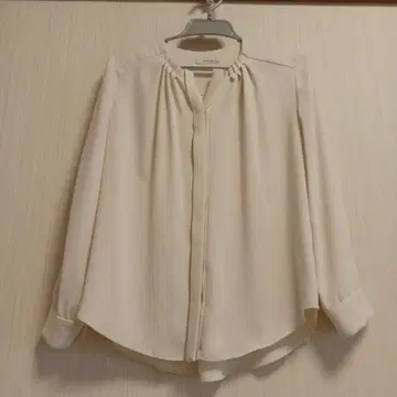 블라우스 라 토탈리테