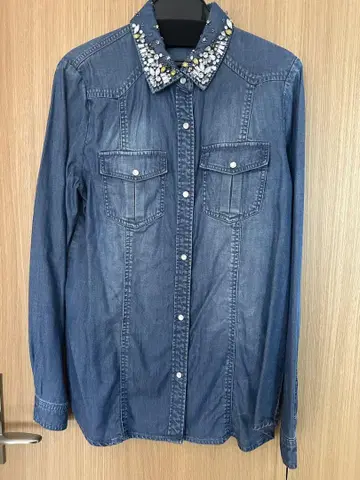 [ 새상품 ] 데님 비쥬 포함 셔츠