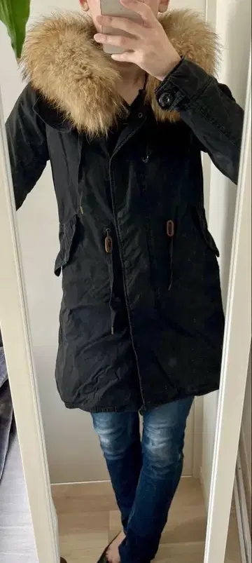 goa(고아) 블랙 퍼 후드 모즈 코트