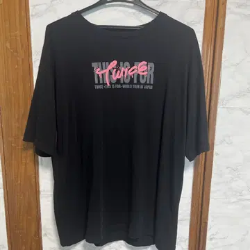 TWICE THIS IS FOR 모모 티셔츠