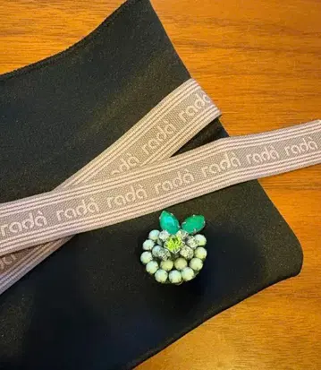 rada 한쪽 귀 비즈 귀걸이