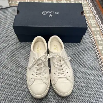 Converse 화이트 가죽 스니커즈
