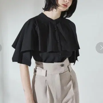 [ 새상품급 ] 유나이티드 도쿄 소매 케이프 플레어 2WAY 반팔