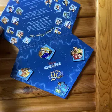 Disney On Ice 20주년 기념 핀 배지 세트
