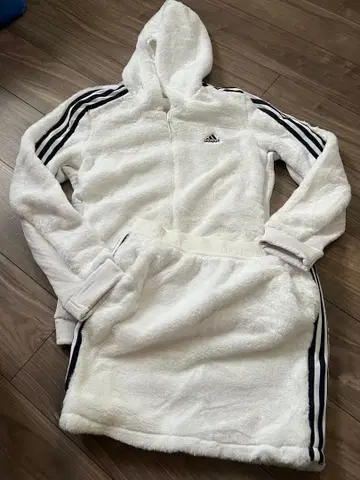 adidas 후드 부착 자켓 L 사이즈 화이트 셋업