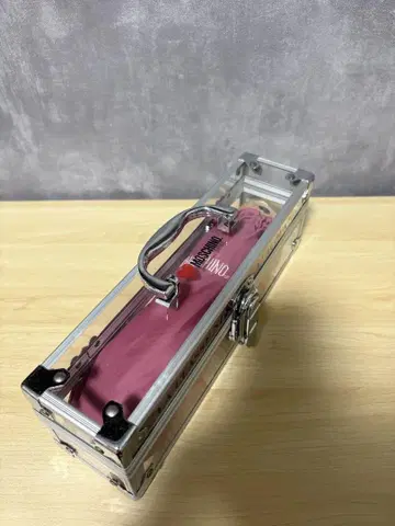 미사용 새상품 모스키노 MOSCHINO 접이식 우산 케이스 포함