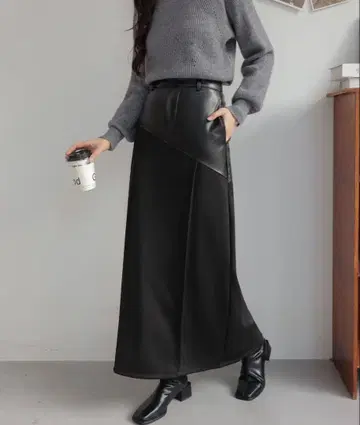 [ 새상품 ] 패치워크 롱 가죽 스커트
