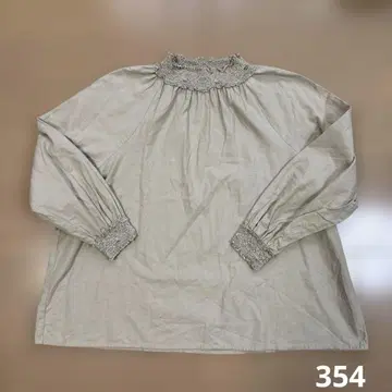 새상품급 퓨어세신 블라우스 베이지