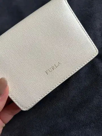 FURLA 3단 폴더형 지갑