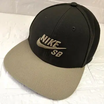 NIKE SB 나이키 스냅백 캡