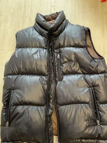 Johnbull 블랙 다운 베스트 L 사이즈