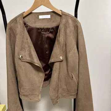 Cecil McBee 베이지 스웨이드 자켓