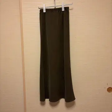 카키 롱 스커트 사이즈 F