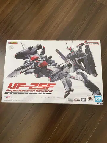 DX 초합금 마크로스F VF-25F 슈퍼 메시아 발키리 리바이벌 새상품