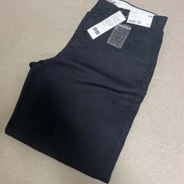 [ 미사용 새상품 ] 유니클로 U 와이드 핏 치노 남성용 W82 블랙