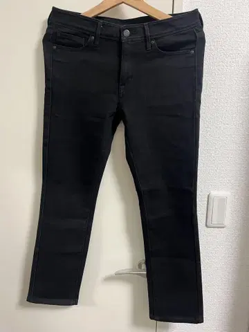 S000 블랙 스키니 데님