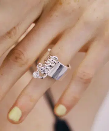 CASSELINI / LAPUIS Bijou Coil ring