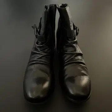 시맨틱 디자인 부츠