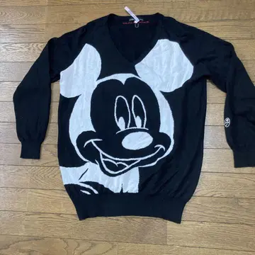 까스텔바작 미키마우스 패턴 니트 스웨터