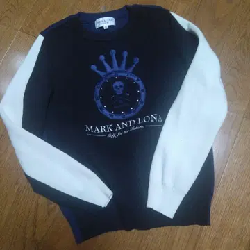 MARK AND LONA 스컬 그래픽 스웨터 36