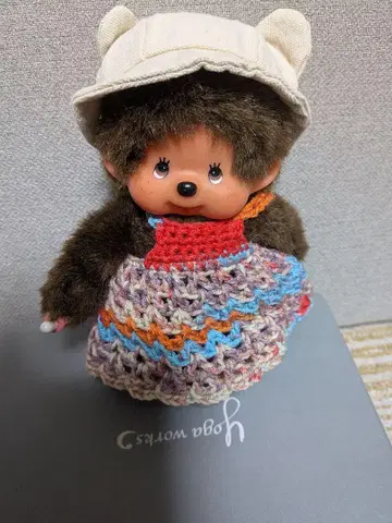 몬치치 S 사이즈 약 19cm 손뜨개질 원피스 곰 귀 모자 브라운 눈