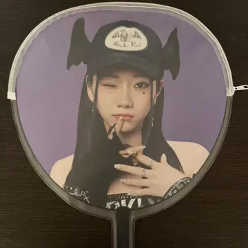 IS:SUE 1stASSEMBLE 사카구치 리노 부채
