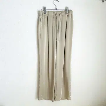 [Spick and Span] 실키 새틴 이지 팬츠 (사이즈 40)