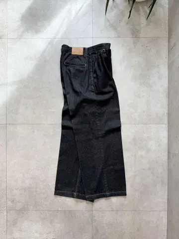WETTEMPT 원턱 데님 트라우저 새상품급 블랙