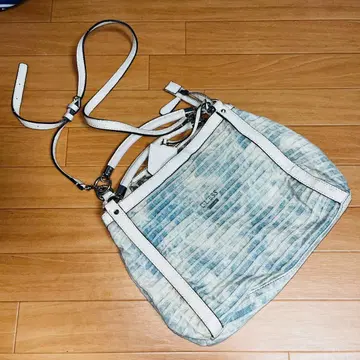GUESS 숄더백 레오파드 무늬 내부 빅 핸드백 2way