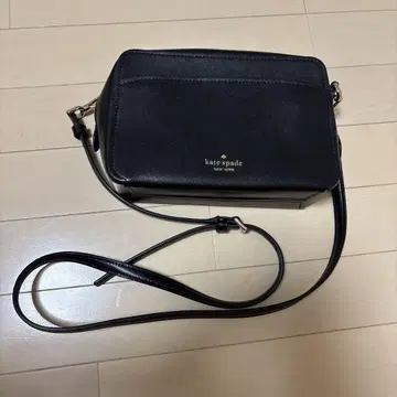 케이트 스페이드 숄더