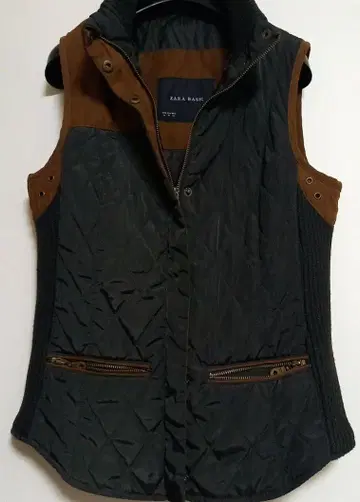 ZARA BASIC 다크 그레이 브라운 퀼팅 베스트