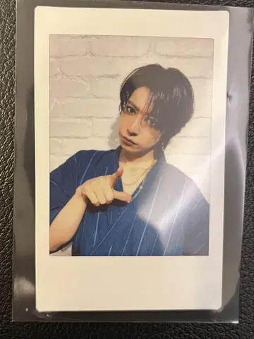 ViViD 폴라로이드 SHIN 1장