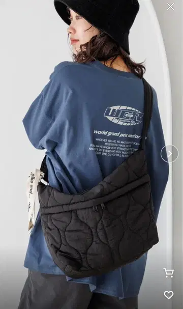 새상품급 Niko and - 니코앤드 오리지널 로고 퀼트 숄더백 블랙