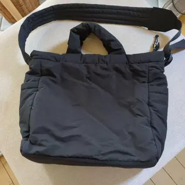 본딩 2WAY 백 쿠션성 있는 블랙 숄더백