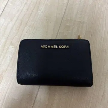 MICHAEL KORS 블랙 이단 접이식 지갑