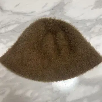 Ungrid 퍼 버킷햇