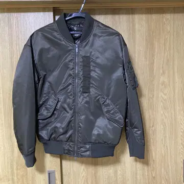 UNIQLO+J 하이브리드 다운 오버 사이즈 MA-1 블루종 플라이트