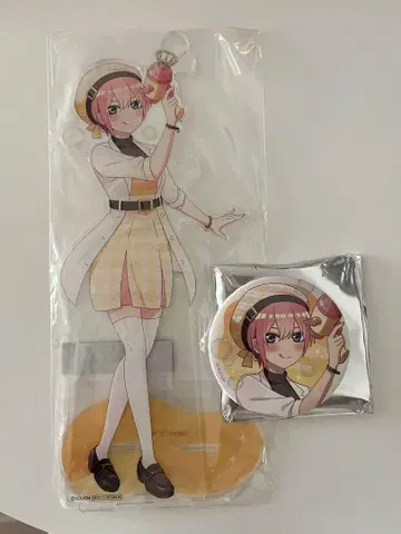 5등분의 신부 1번 복권 이치카 아크릴 스탠드와 캔뱃지 세트