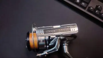 STRADIC C3000L 스피닝 릴