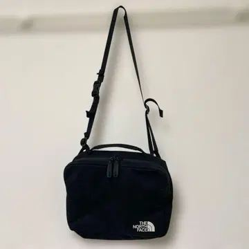 THE NORTH FACE 블랙 숄더백