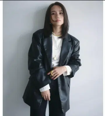 CORLIE 가죽 자켓 M