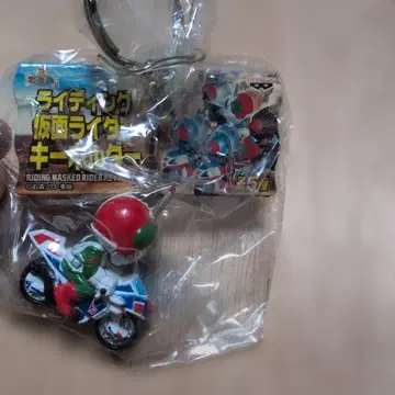 라이딩 가면라이더 V3 키링