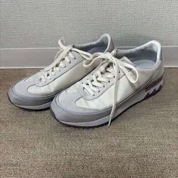 오니츠카타이거 헨시티 23.5