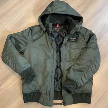 ALPHA INDUSTRIES 플라이트 자켓