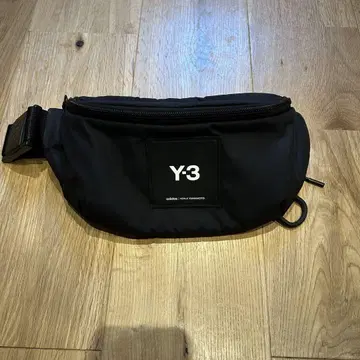 Y-3 바디백
