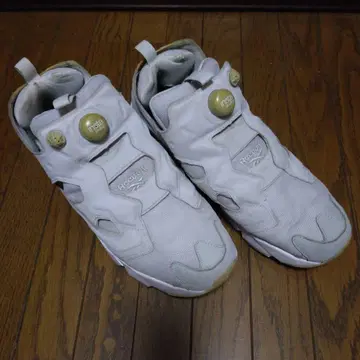 리복 인스타펌프 퓨리 화이트